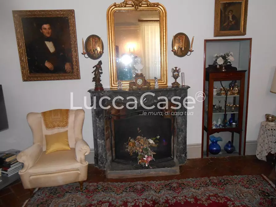 Immagine 15 di Villa in vendita  a Santa Maria A Monte