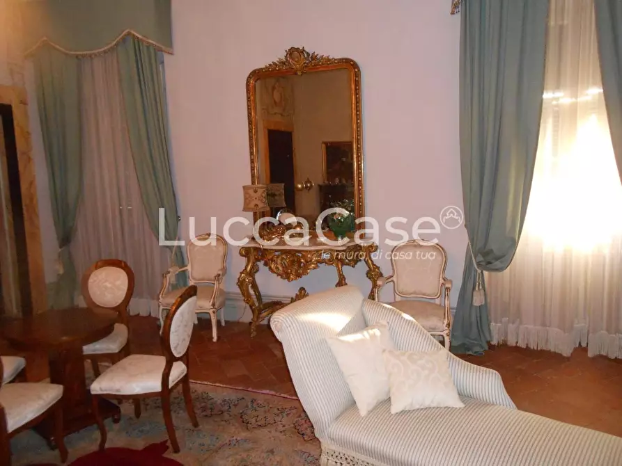 Immagine 6 di Villa in vendita  a Santa Maria A Monte