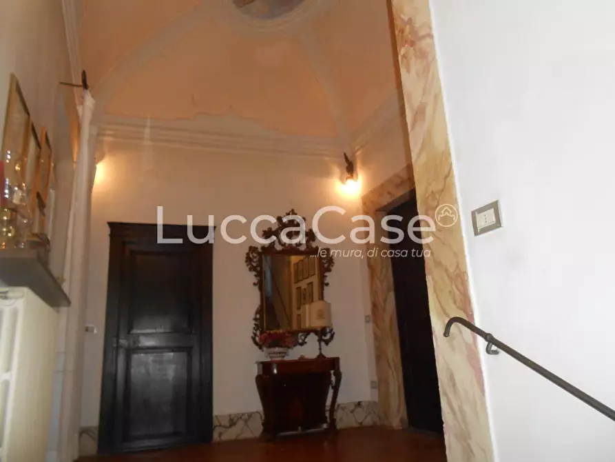 Immagine 48 di Villa in vendita  a Santa Maria A Monte
