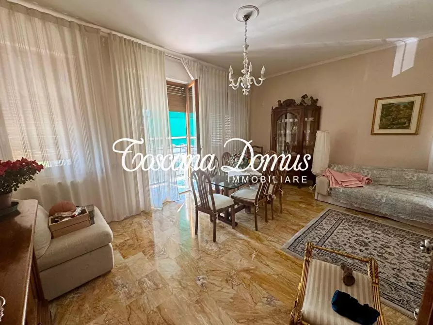 Immagine 10 di Appartamento in vendita  a Siena