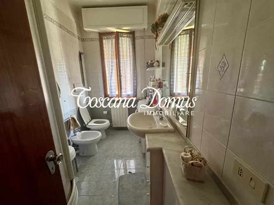 Immagine 26 di Appartamento in vendita  a Siena