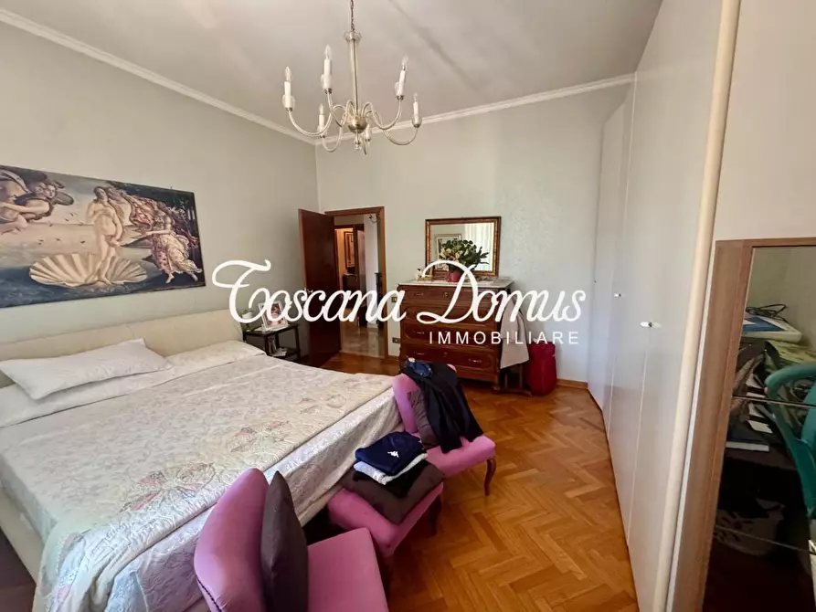 Immagine 20 di Appartamento in vendita  a Siena