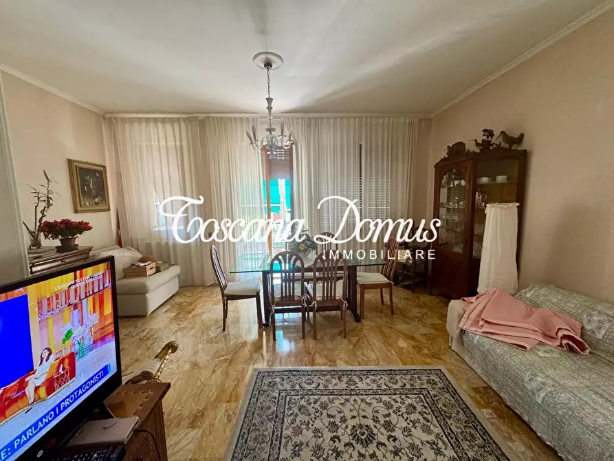 Immagine 3 di Appartamento in vendita  a Siena