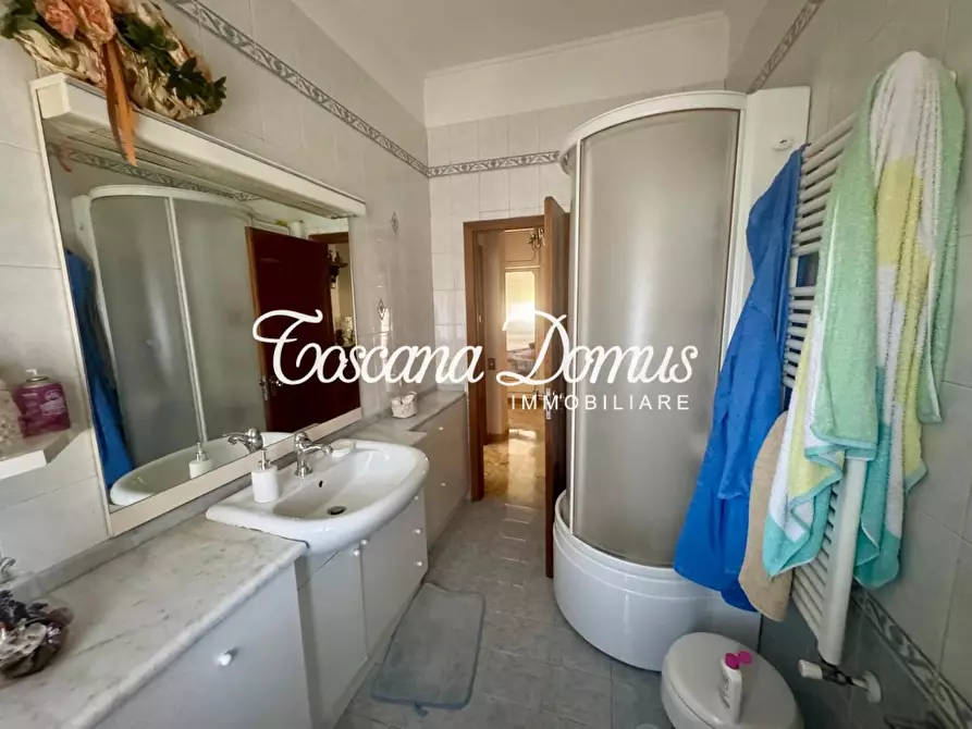 Immagine 25 di Appartamento in vendita  a Siena