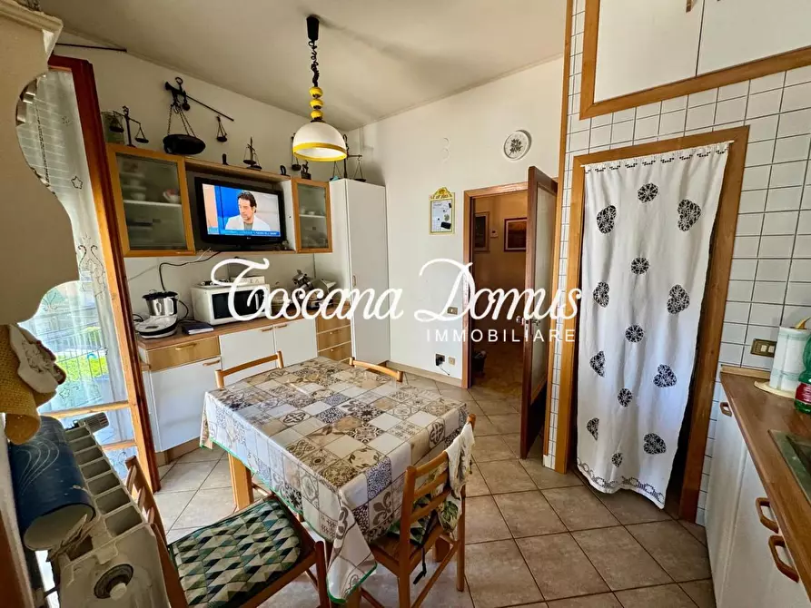 Immagine 13 di Appartamento in vendita  a Siena