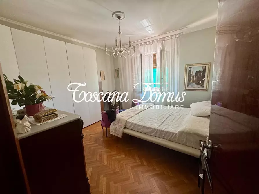 Immagine 19 di Appartamento in vendita  a Siena