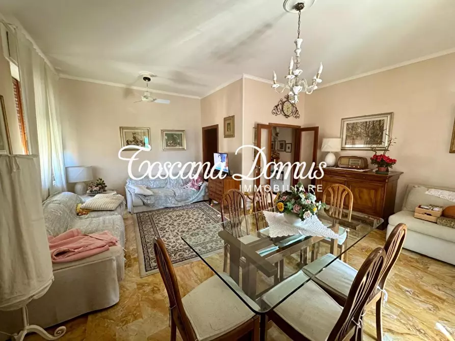 Immagine 9 di Appartamento in vendita  a Siena