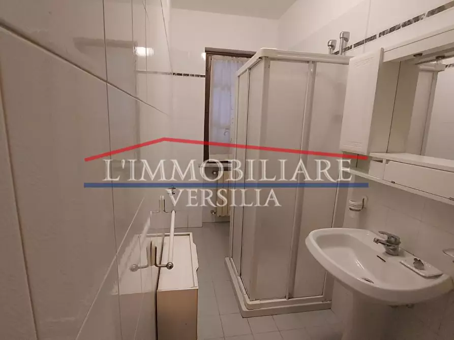 Immagine 17 di Villetta a schiera in vendita  a Massa