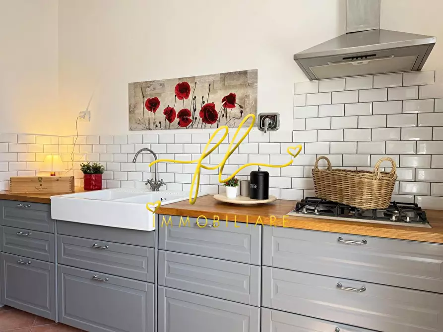 Immagine 14 di Casa indipendente in vendita  a Rosignano Marittimo