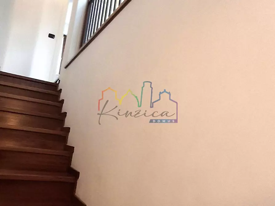 Immagine 11 di Casa bifamiliare in vendita  a Vecchiano