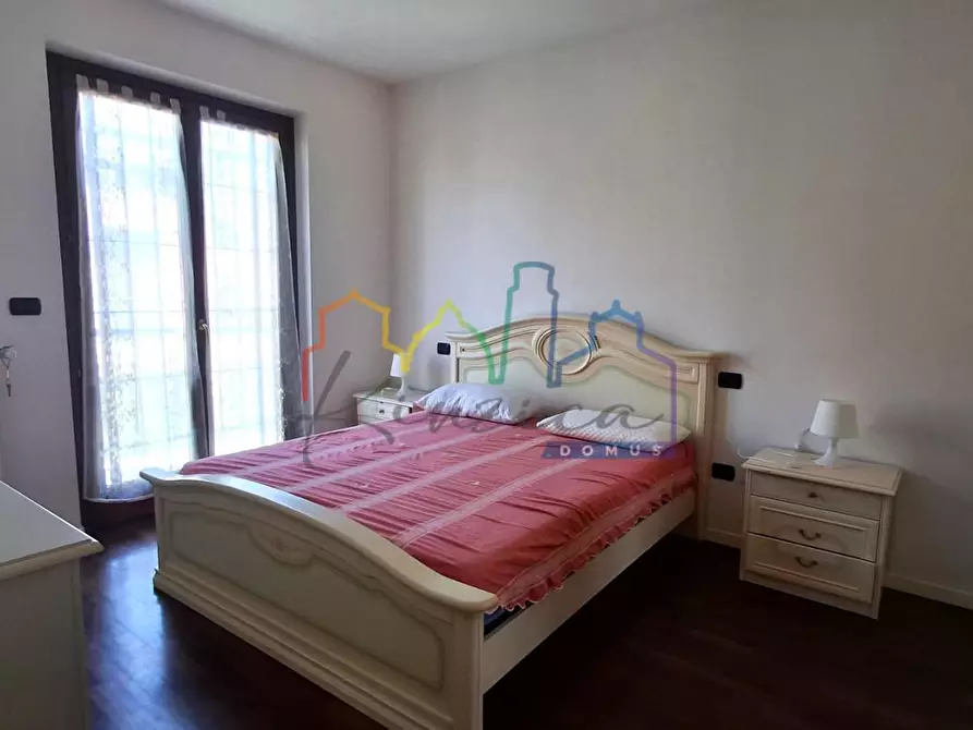 Immagine 14 di Casa bifamiliare in vendita  a Vecchiano