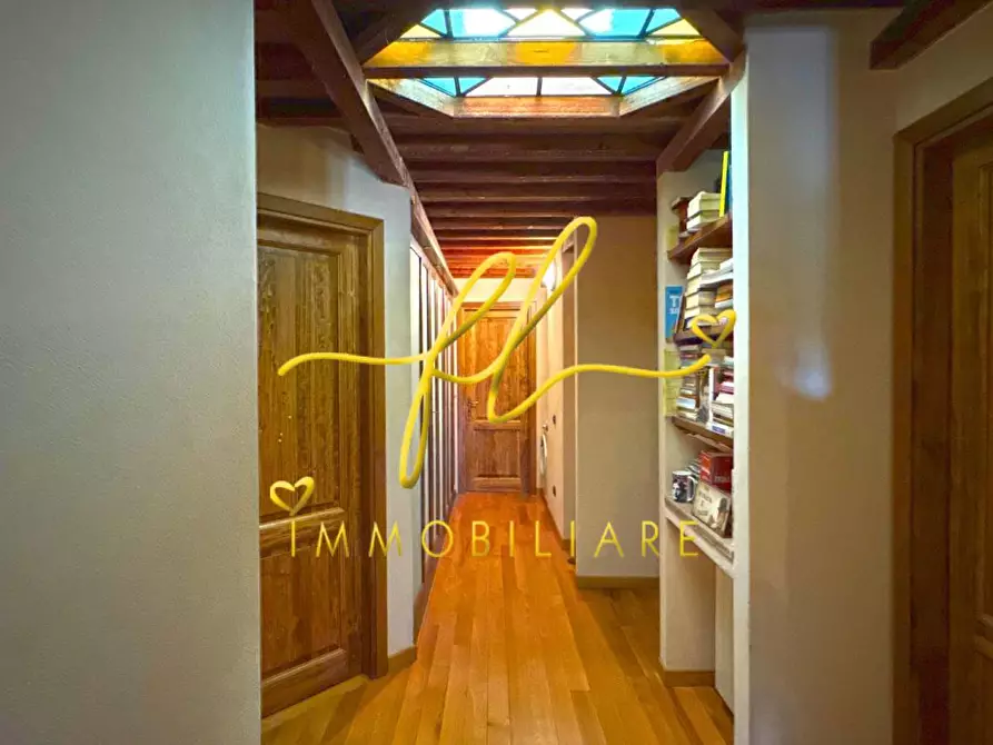 Immagine 8 di Casa colonica in vendita  a Volterra