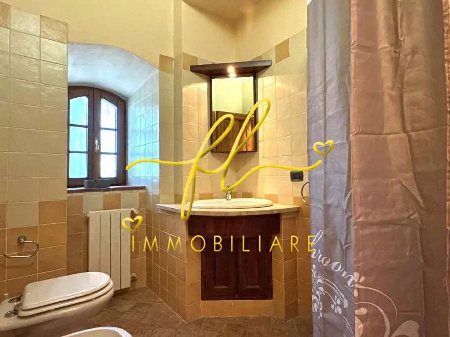 Immagine 13 di Casa colonica in vendita  a Volterra