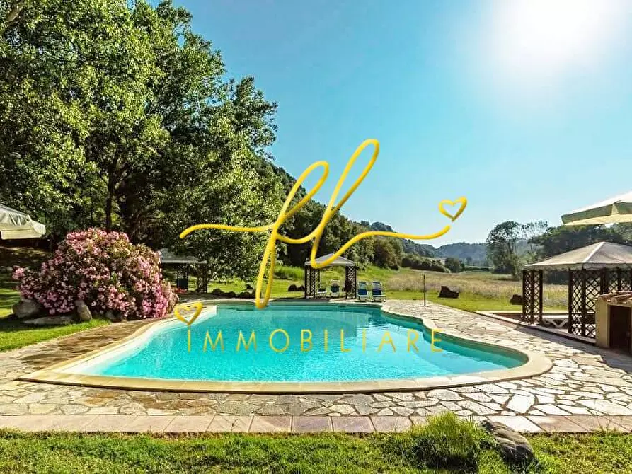 Immagine 18 di Casa colonica in vendita  a Volterra