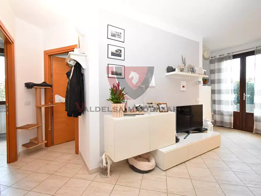 Immagine 9 di Appartamento in vendita  a Casole D'elsa