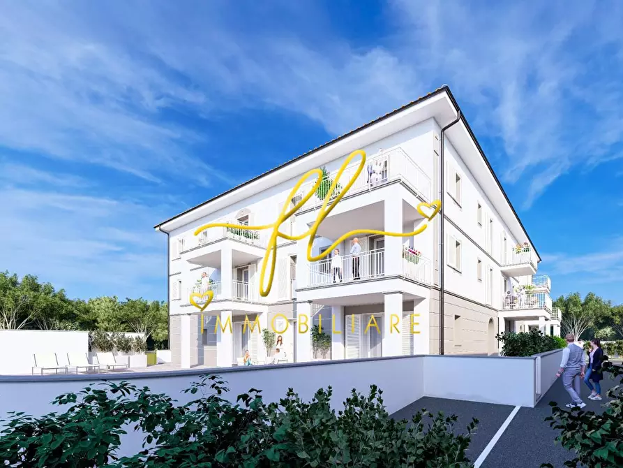 Immagine 5 di Appartamento in vendita  a Cecina