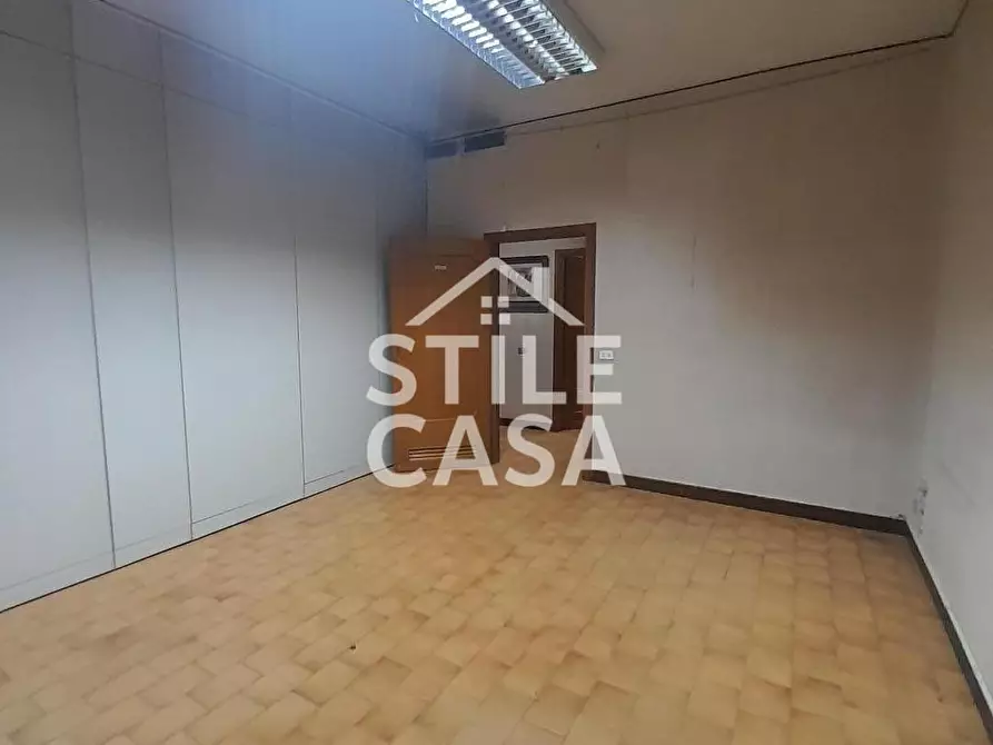 Immagine 14 di Ufficio in vendita  a Santa Croce Sull'arno