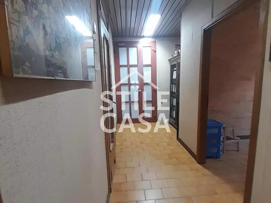 Immagine 17 di Ufficio in vendita  a Santa Croce Sull'arno