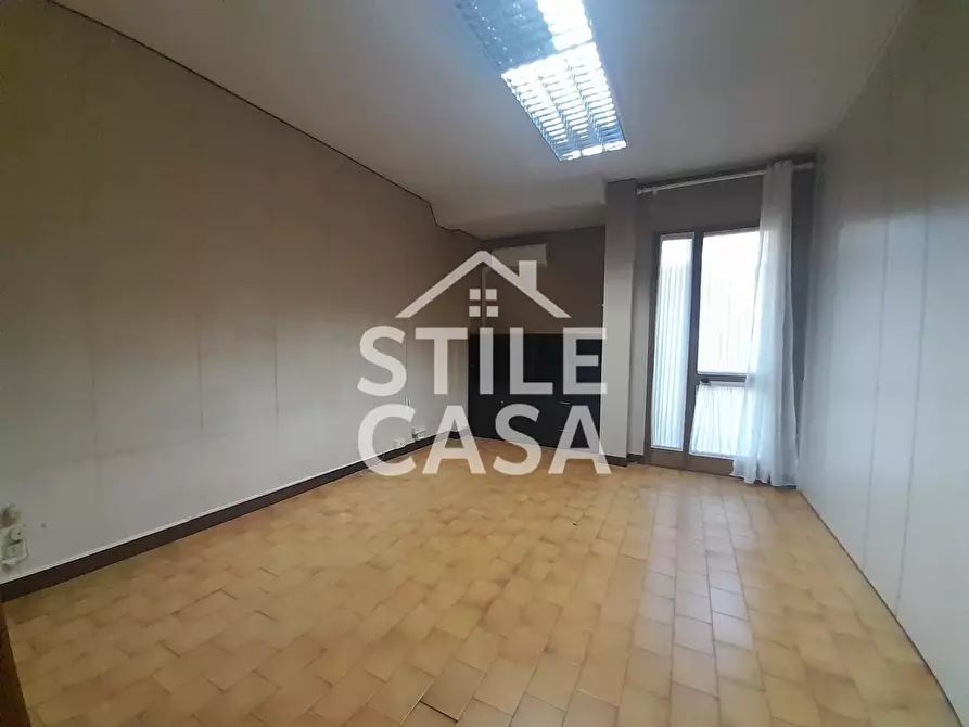 Immagine 12 di Ufficio in vendita  a Santa Croce Sull'arno