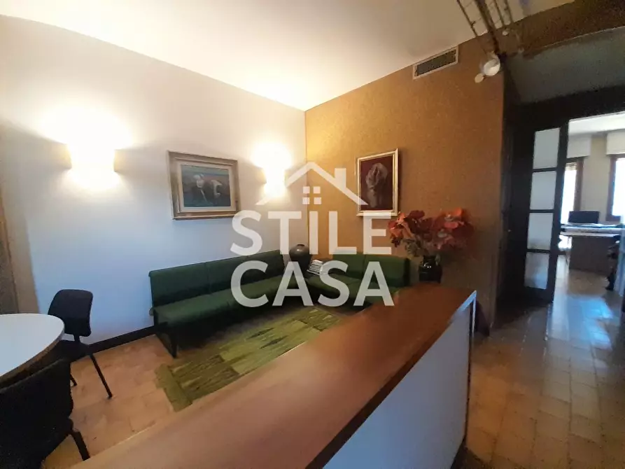 Immagine 8 di Ufficio in vendita  a Santa Croce Sull'arno