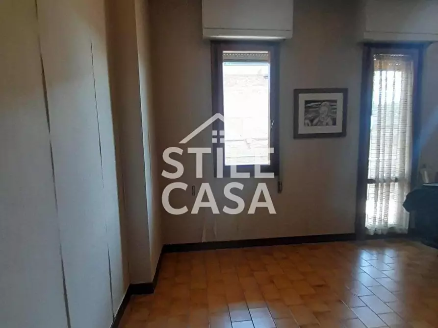 Immagine 19 di Ufficio in vendita  a Santa Croce Sull'arno