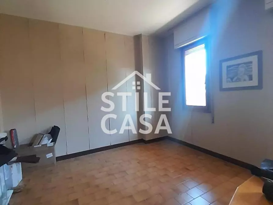 Immagine 18 di Ufficio in vendita  a Santa Croce Sull'arno