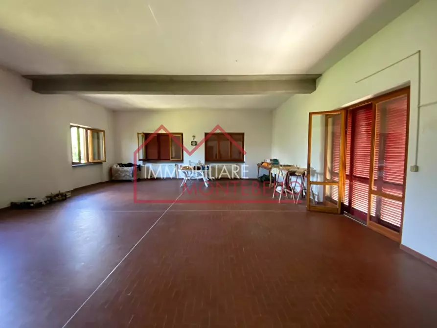 Immagine 7 di Villa in vendita  a Camaiore