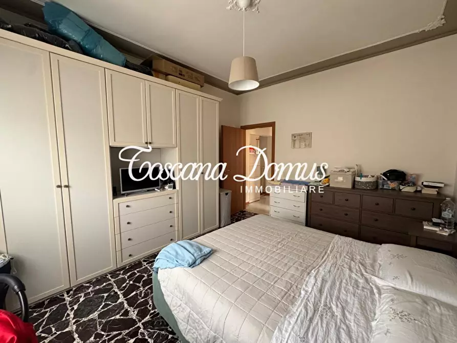 Immagine 18 di Appartamento in vendita  a Siena