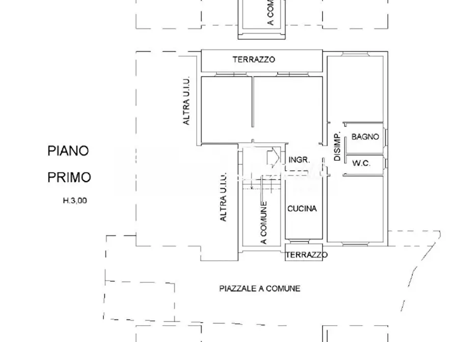 Immagine 23 di Appartamento in vendita  a Siena