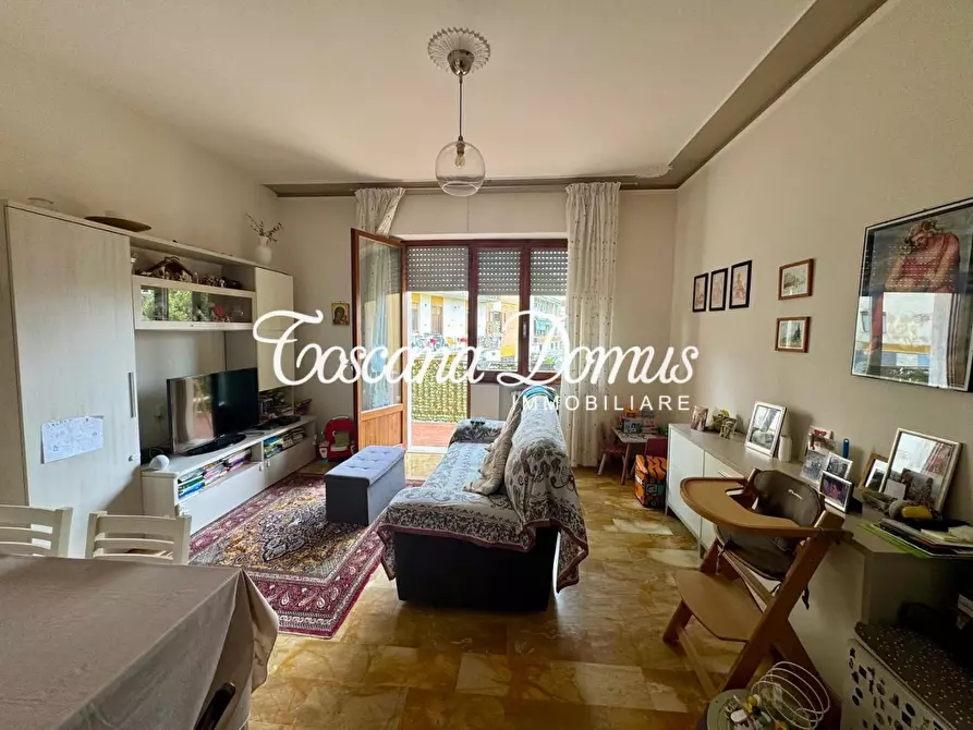 Immagine 5 di Appartamento in vendita  a Siena