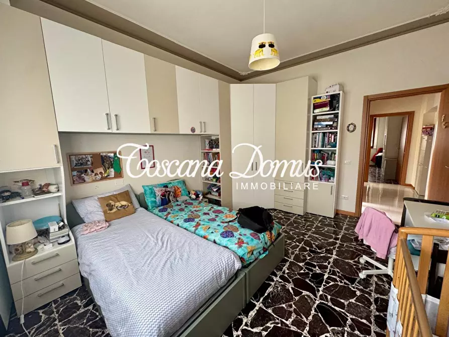 Immagine 15 di Appartamento in vendita  a Siena