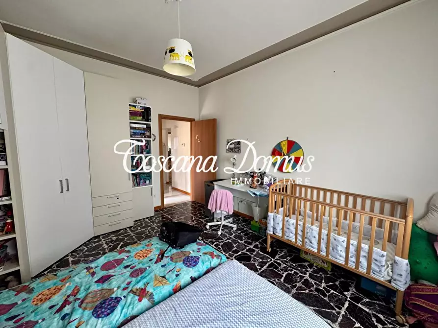 Immagine 16 di Appartamento in vendita  a Siena