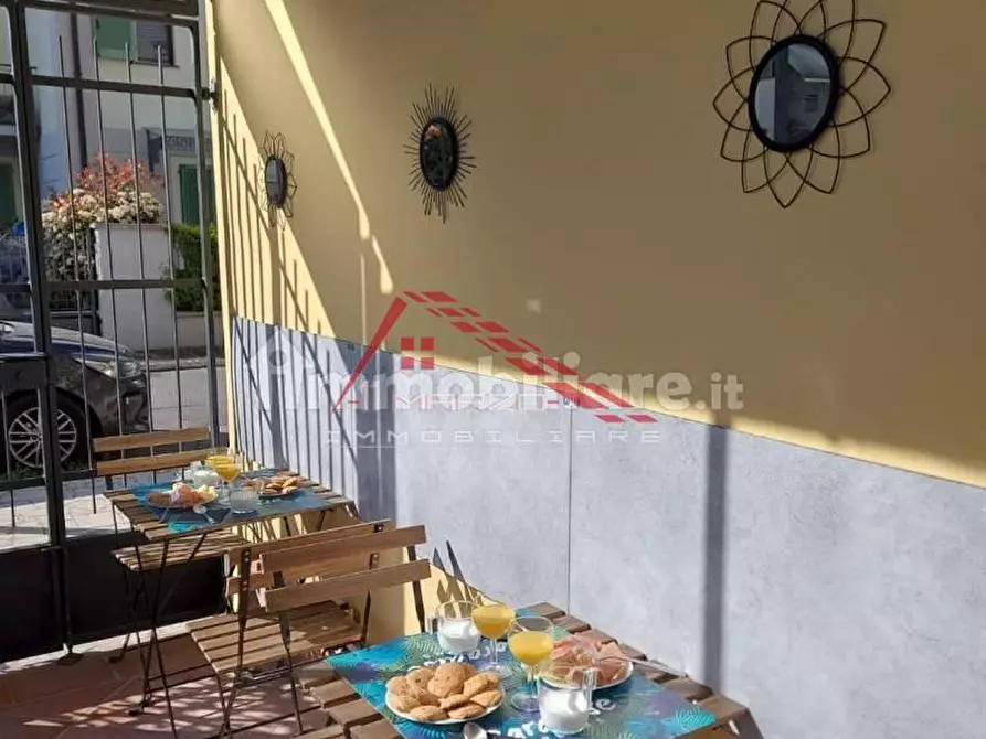 Immagine 10 di Appartamento in vendita  a Viareggio