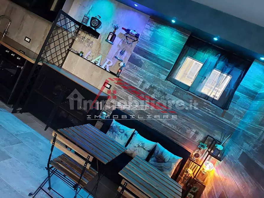 Immagine 2 di Appartamento in vendita  a Viareggio