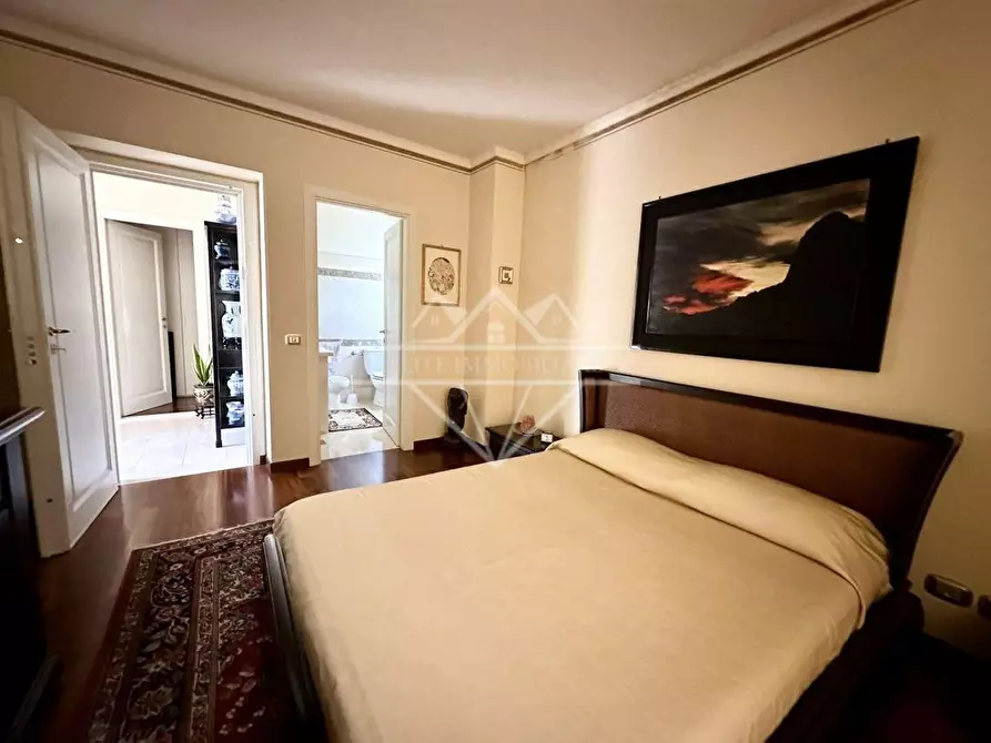 Immagine 28 di Villa in vendita  a Castelnuovo Magra