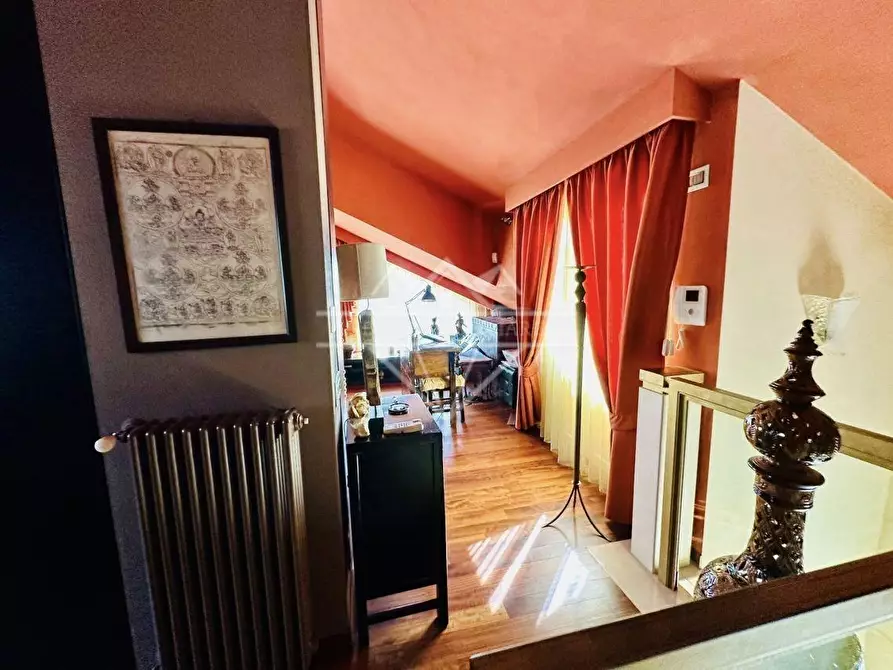 Immagine 42 di Villa in vendita  a Castelnuovo Magra