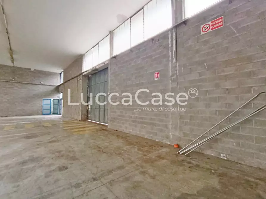 Immagine 4 di Capannone industriale in affitto  a Coreglia Antelminelli