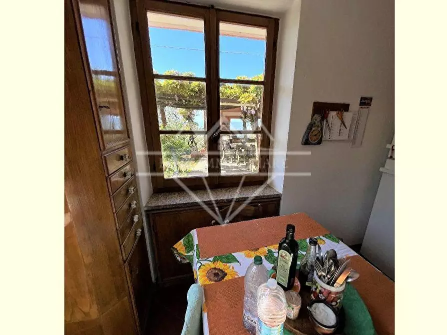 Immagine 15 di Villa in vendita  a Fosdinovo