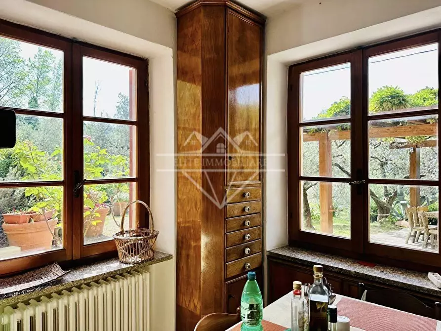 Immagine 25 di Villa in vendita  a Fosdinovo