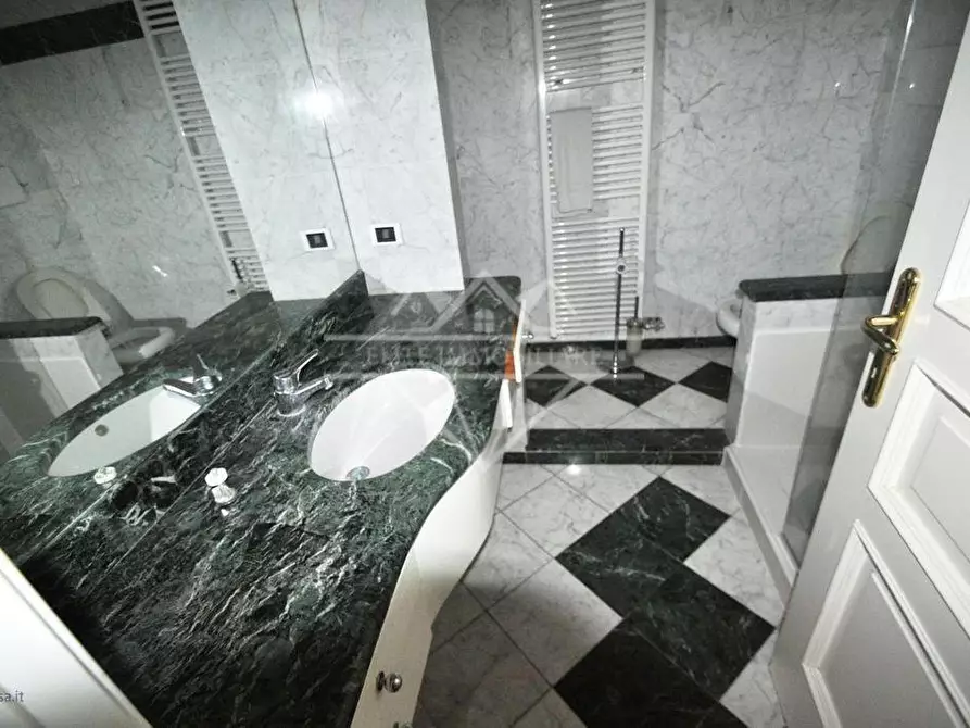 Immagine 24 di Appartamento in vendita  a Ameglia