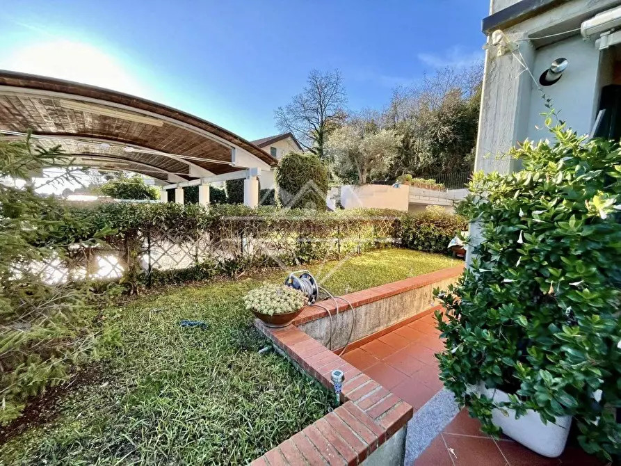 Immagine 9 di Appartamento in vendita  a Ameglia