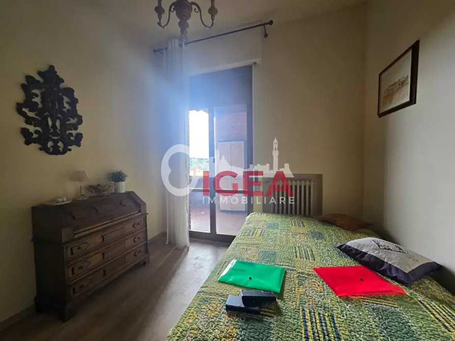 Immagine 28 di Appartamento in vendita  a Siena