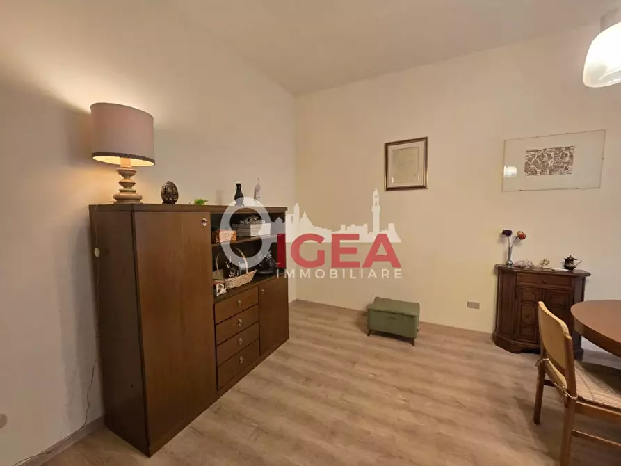 Immagine 9 di Appartamento in vendita  a Siena