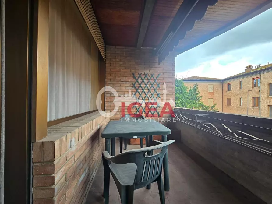 Immagine 14 di Appartamento in vendita  a Siena