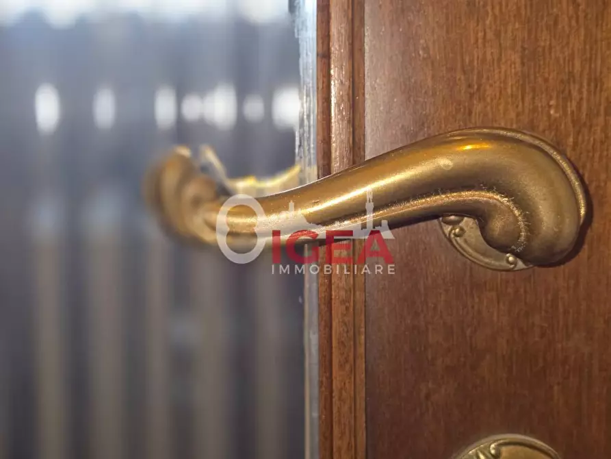 Immagine 32 di Appartamento in vendita  a Siena