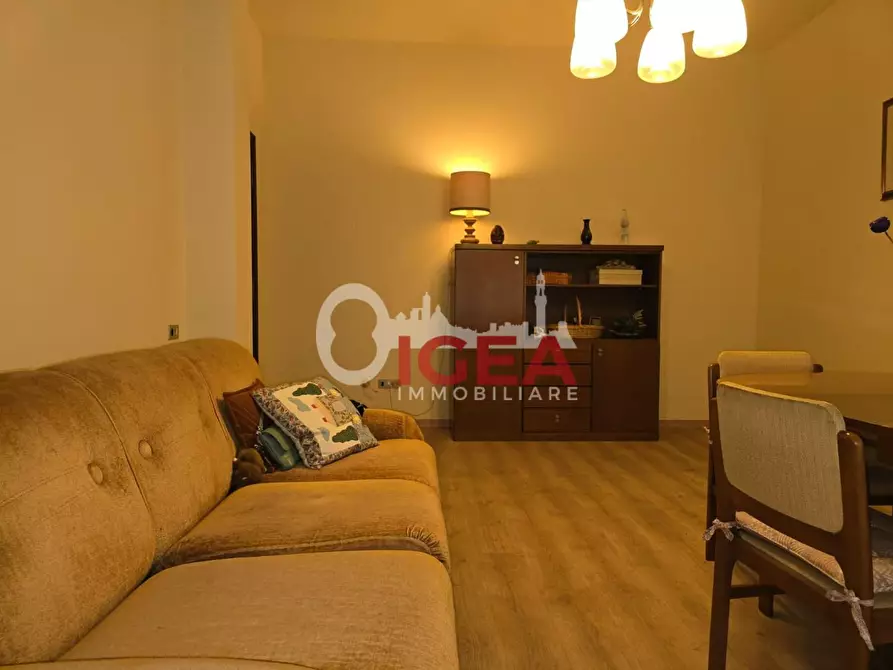 Immagine 10 di Appartamento in vendita  a Siena