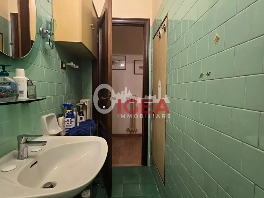 Immagine 35 di Appartamento in vendita  a Siena