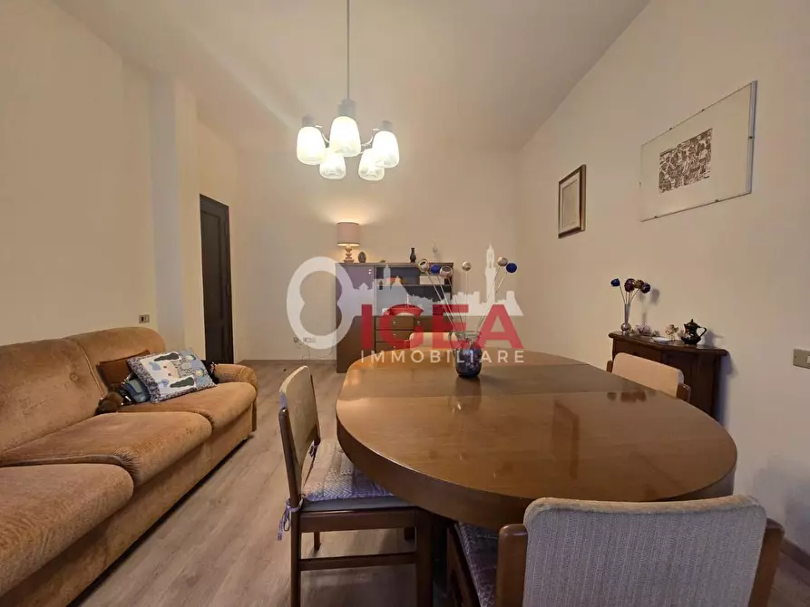 Immagine 8 di Appartamento in vendita  a Siena