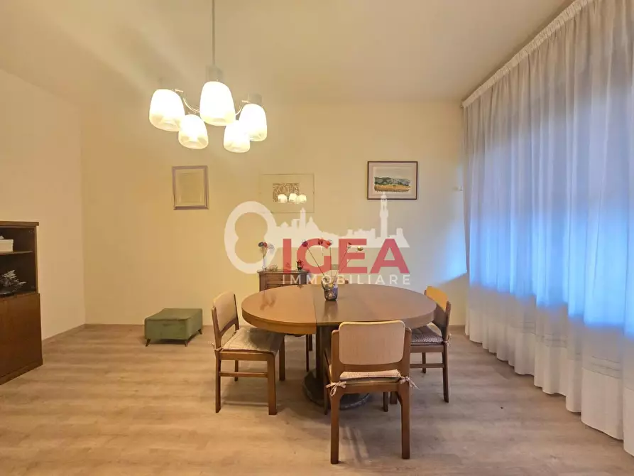 Immagine 5 di Appartamento in vendita  a Siena