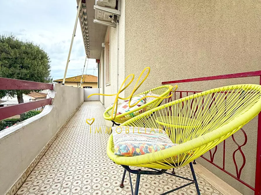 Immagine 5 di Appartamento in vendita  a Cecina